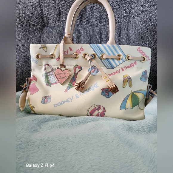 Sac à Main Dooney & Bourke – Occasion – Modèle Non Spécifié